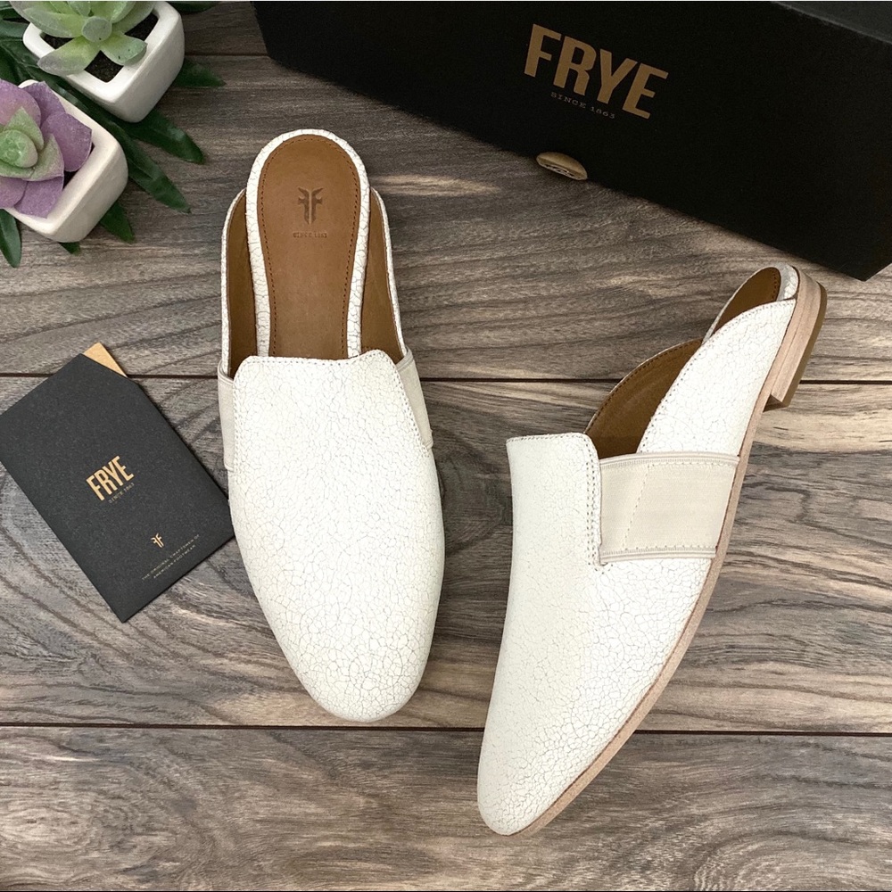 NIB Frye Terri Gore Mule White Crackled Leather 8M